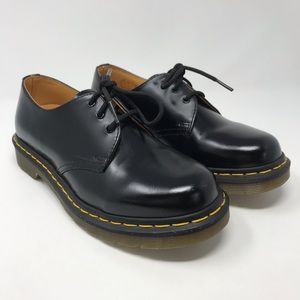 Dr. Martens | Women’s Air Wair Black Oxford Shoes
